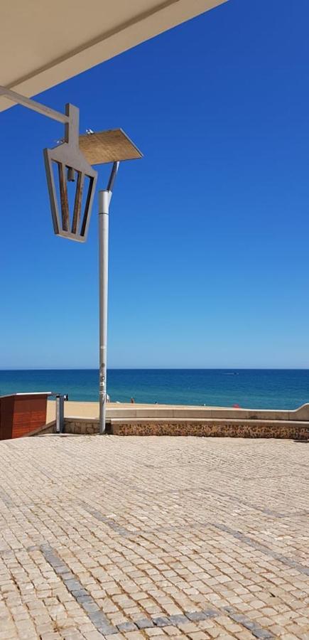 Appartement Terrace Apartament On The Sea à Albufeira Extérieur photo